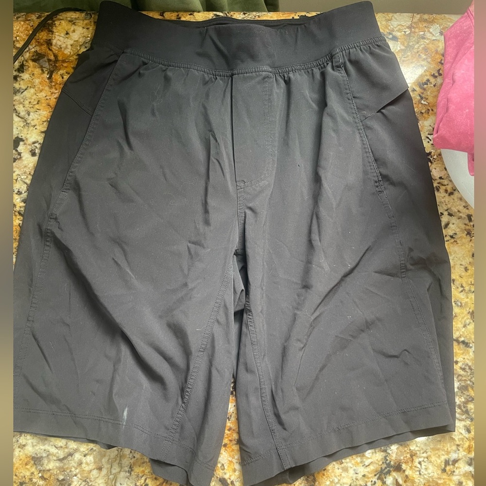 Lululemon men’s shorts